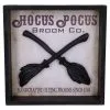 Hocus Pocus Hexenbesen Im Bilderrahmen 20cm 2 Hocus Pocus Hexenbesen Im Bilderrahmen 20cm -Karneval Universe Geschaft hocus pocus hexenbesen wandbild hocus pocus witch broom wall art halloween dekoration 51063 01
