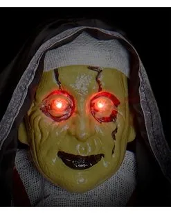 Untote Nonne Mit Blinkenden Augen 137cm 7 Untote Nonne Mit Blinkenden Augen 137cm -Karneval Universe Geschaft zombie nonne mit blinkenden augen zombie nun with blinking eyes halloween haengefigur halloween deko 51742 03